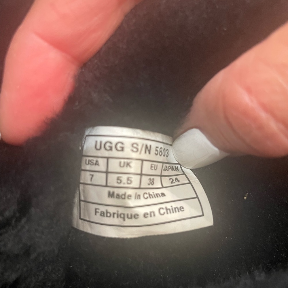 Ugg Bailey Button Ii - image 5